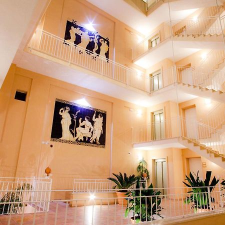 Il Cortile Delle Esperidi Apartman Lecce Kültér fotó