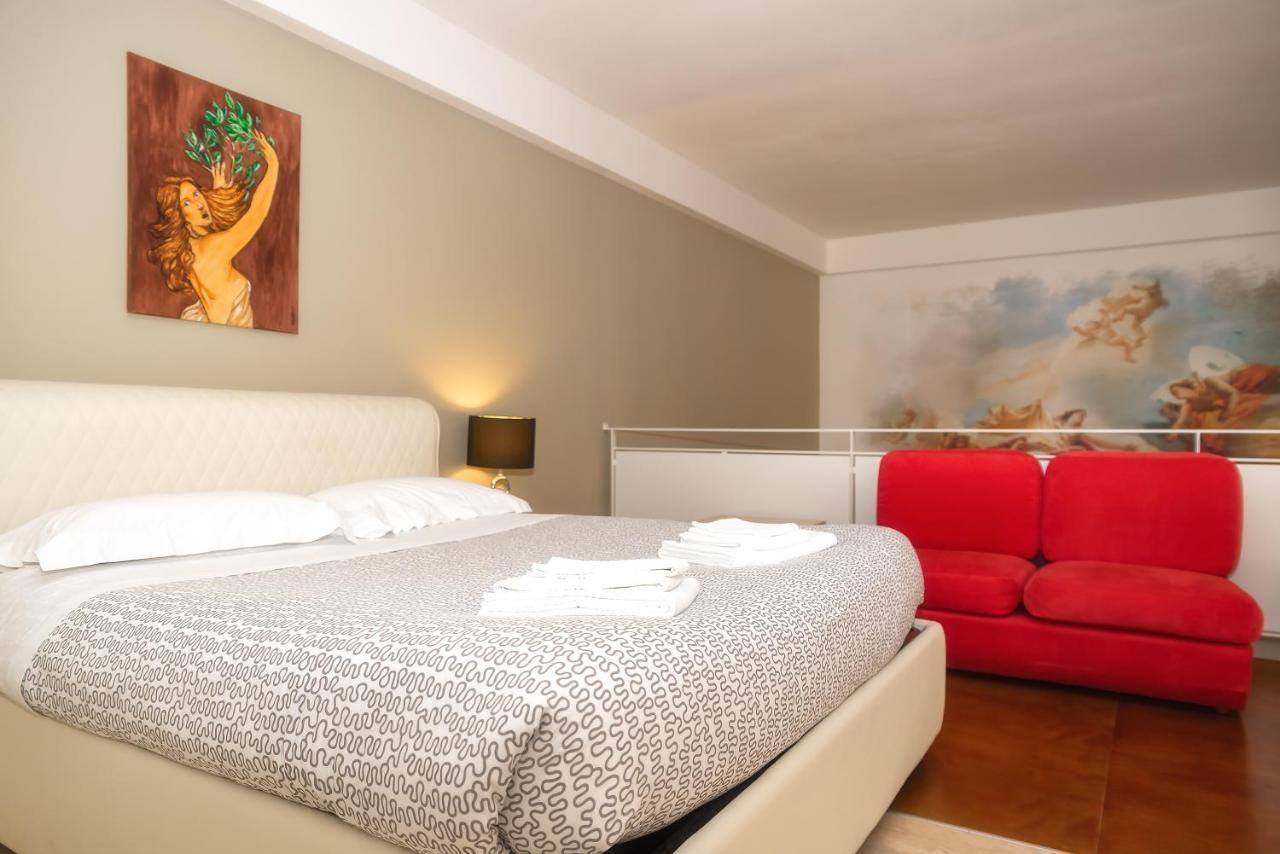 Il Cortile Delle Esperidi Apartman Lecce Kültér fotó
