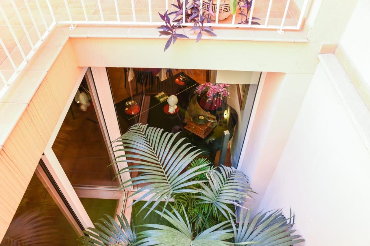 Il Cortile Delle Esperidi Apartman Lecce Kültér fotó